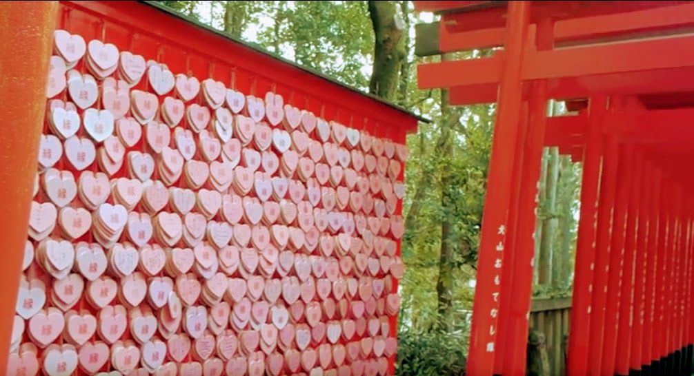 三光稲荷神社にカップル集合 縁結びの願い叶う 御朱印と御朱印帳とお守り効果 愛知県犬山市