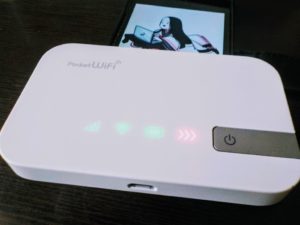 霧島錦江湾国立公園 長崎鼻 の岩場を歩く 恋する灯台と開聞岳の景観