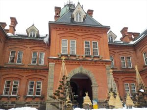 北海道庁旧本庁舎(赤れんが庁舎)道政80年の歴史あるアメリカ風ネオ・バロック様式建築