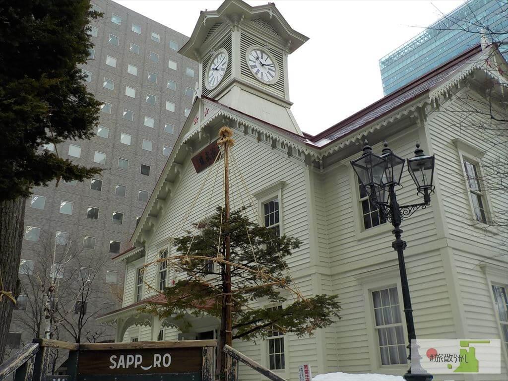札幌時計台 なぜ有名 日本最古の時計塔はがっかりスポットではない